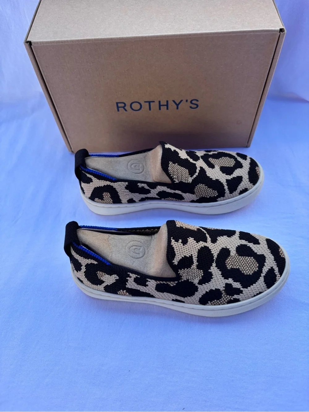 Rothys eye catching